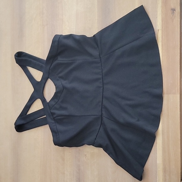 Guess Top - Picture 2 of 10